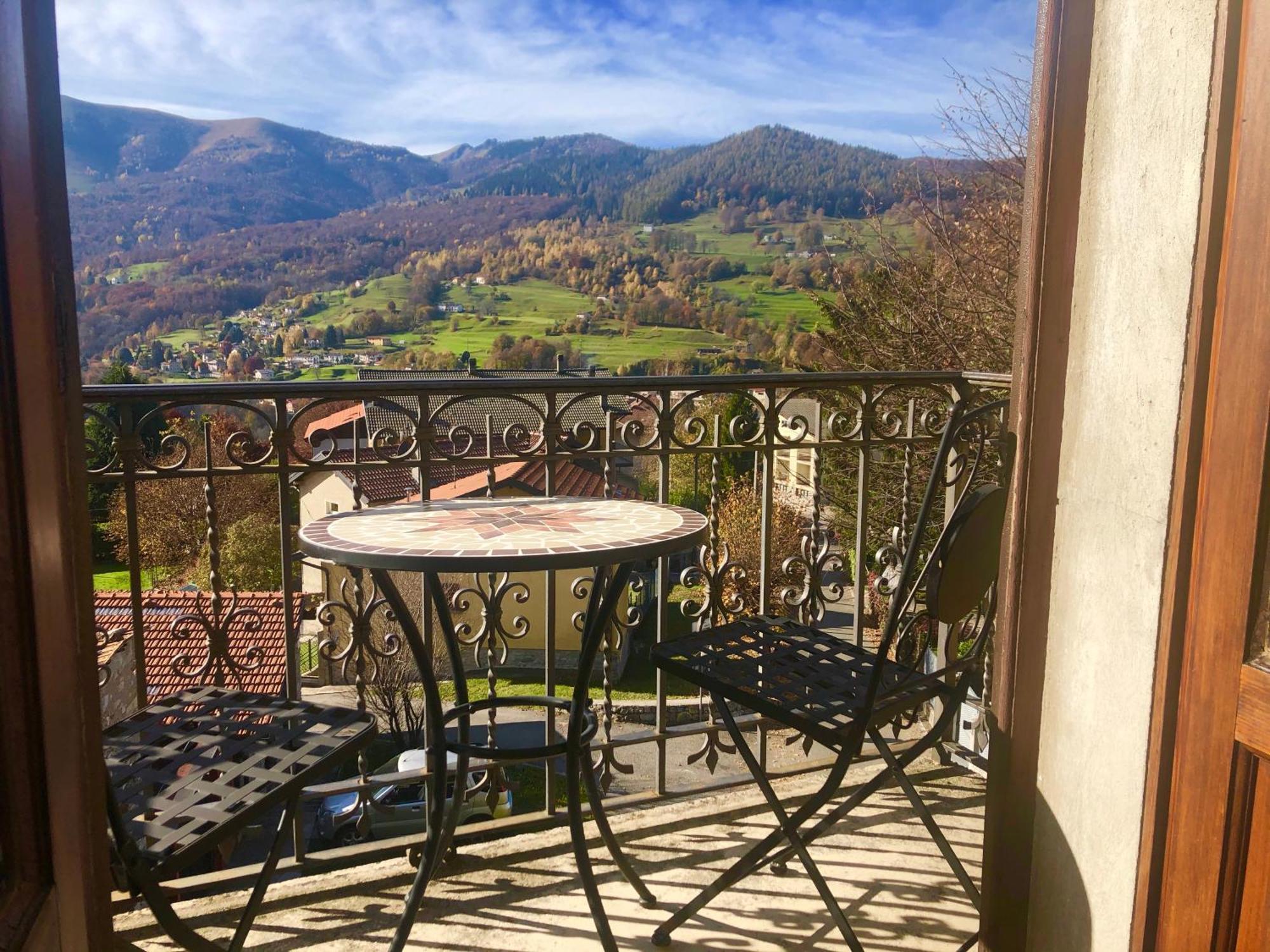 Villa Il Maiale Bianco Bed & Breakfast San Fedele Intelvi Luaran gambar